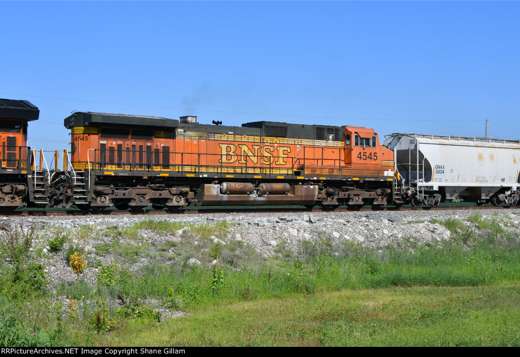 BNSF 4545 Roster shot.